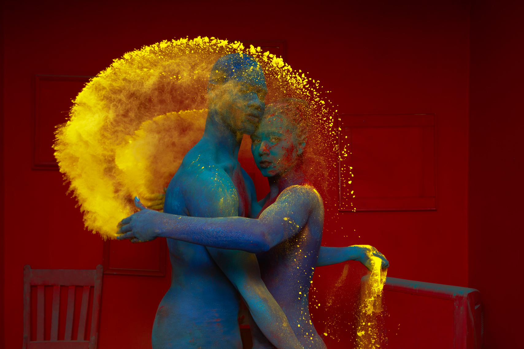 Powder Throw Photo By Zach Kracht